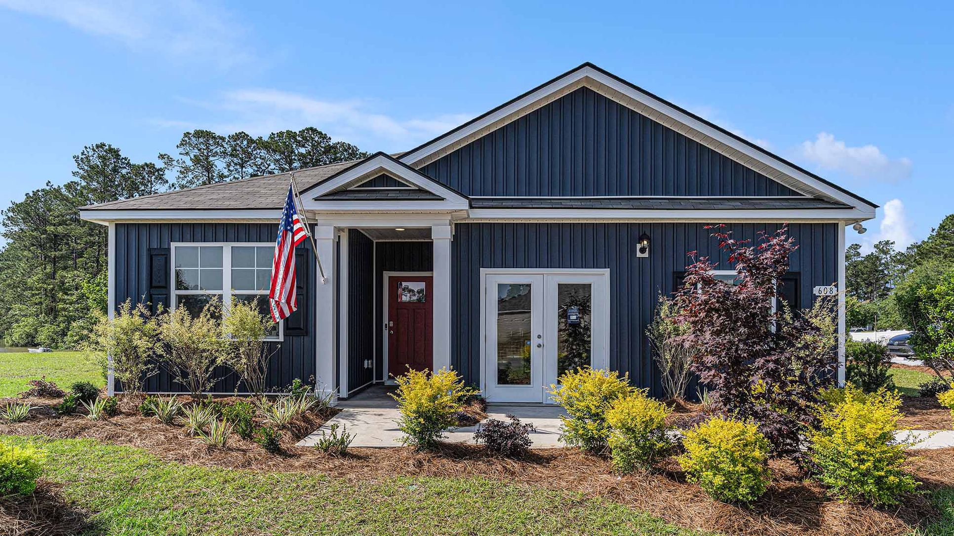 Exterior:Elevation Image 0.
