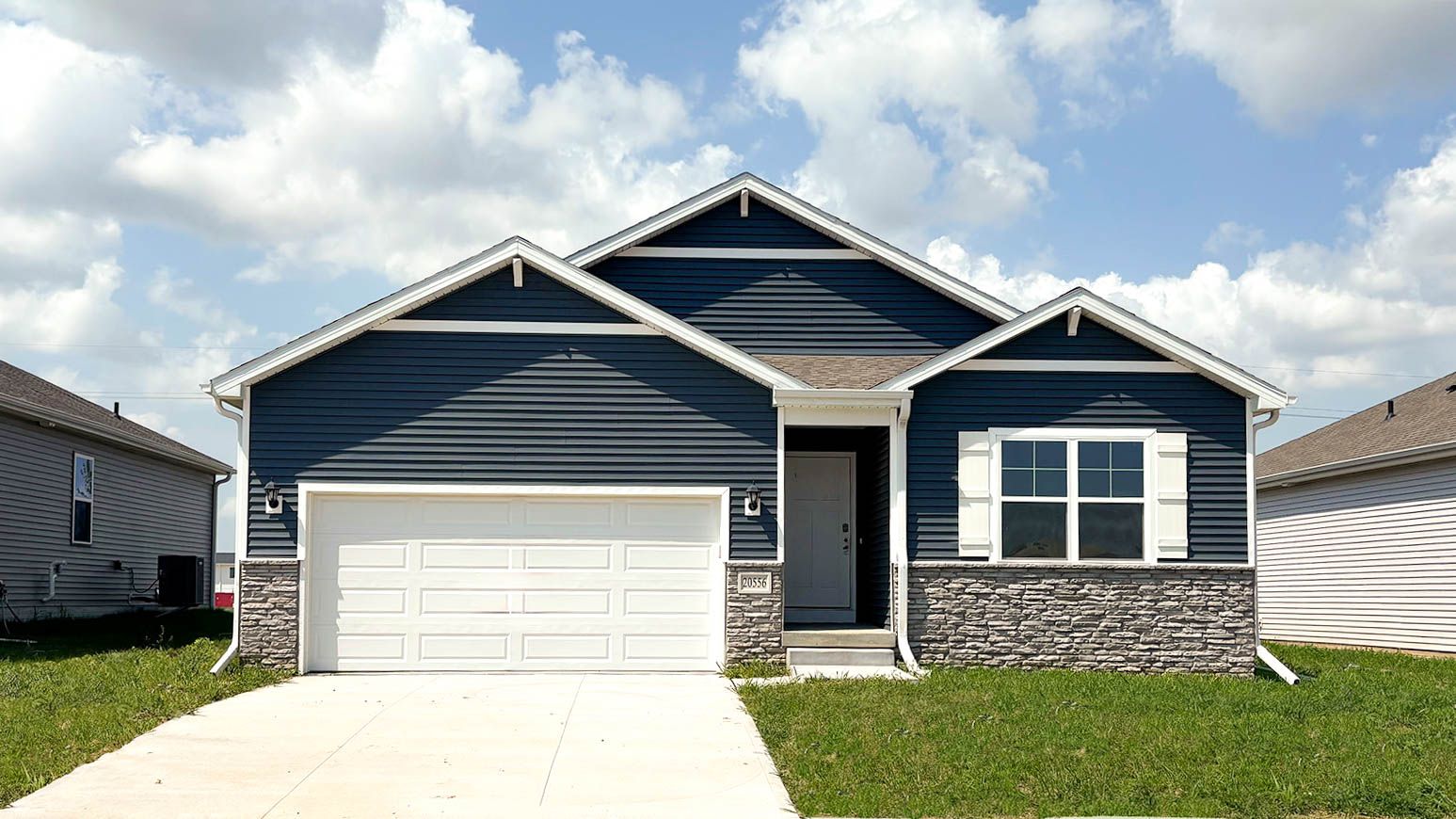 Exterior:Elevation Image 0.