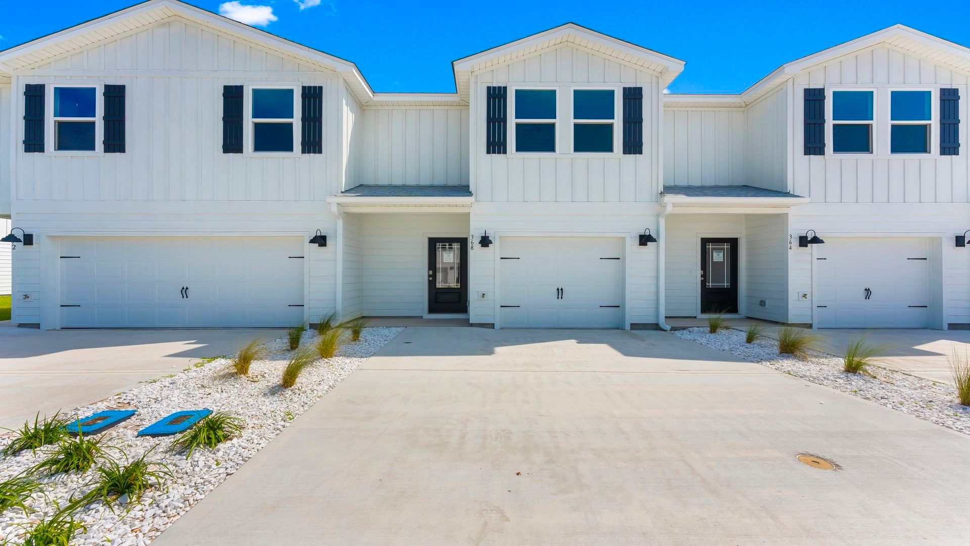 Exterior:Elevation Image 26.