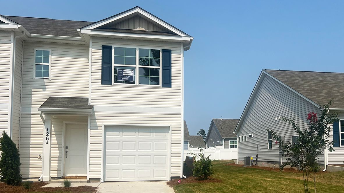 Exterior:Elevation Image 0.