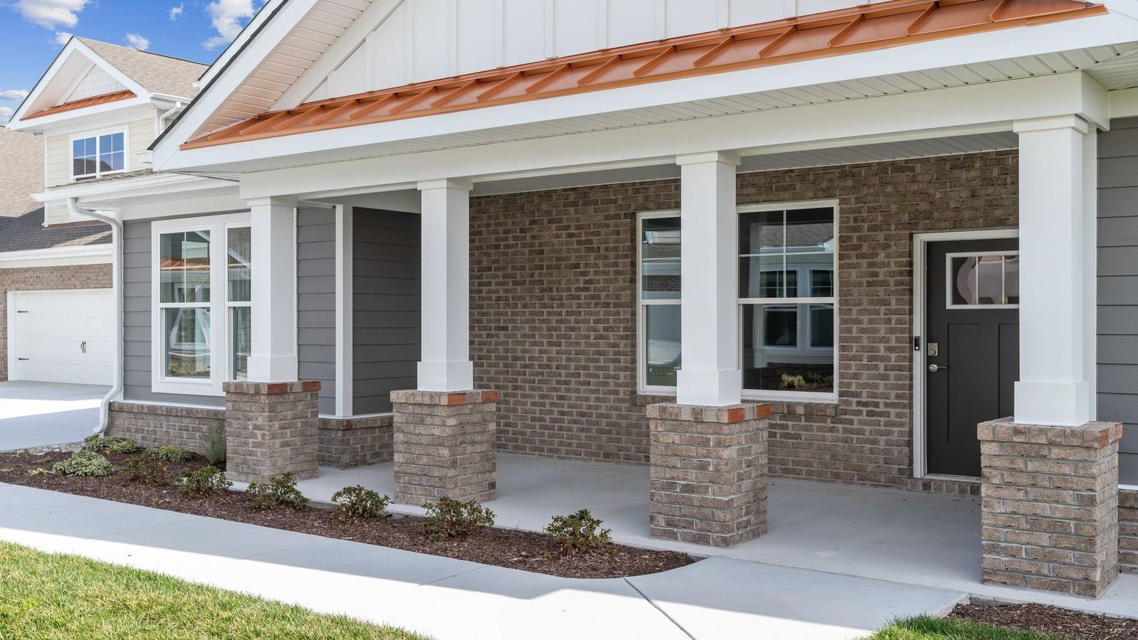 Exterior:Elevation Image 3.