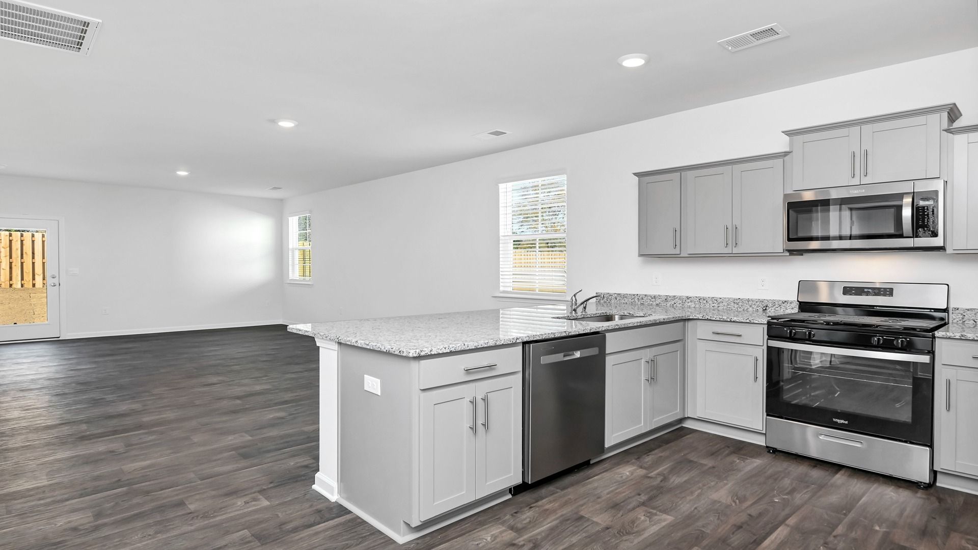 Elevation 4:Plan Elevation.