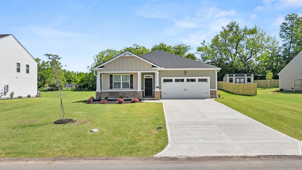Exterior:Elevation Image 0.