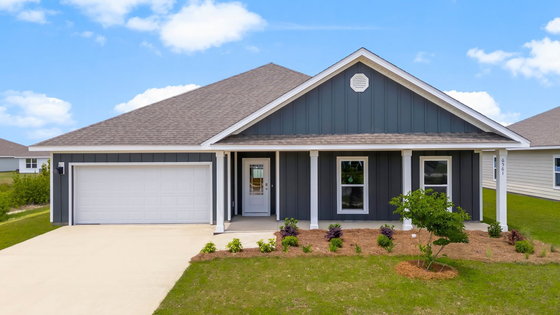 Exterior:Elevation Image 0.