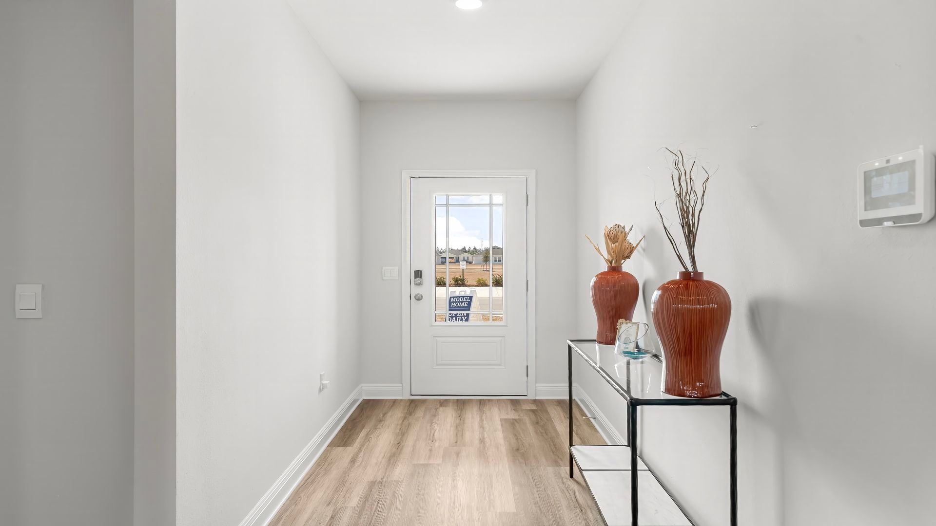 Exterior:Elevation Image 4.