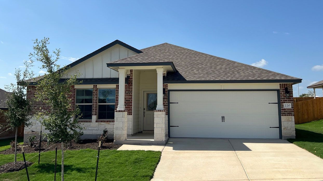 Exterior:Elevation Image 0.