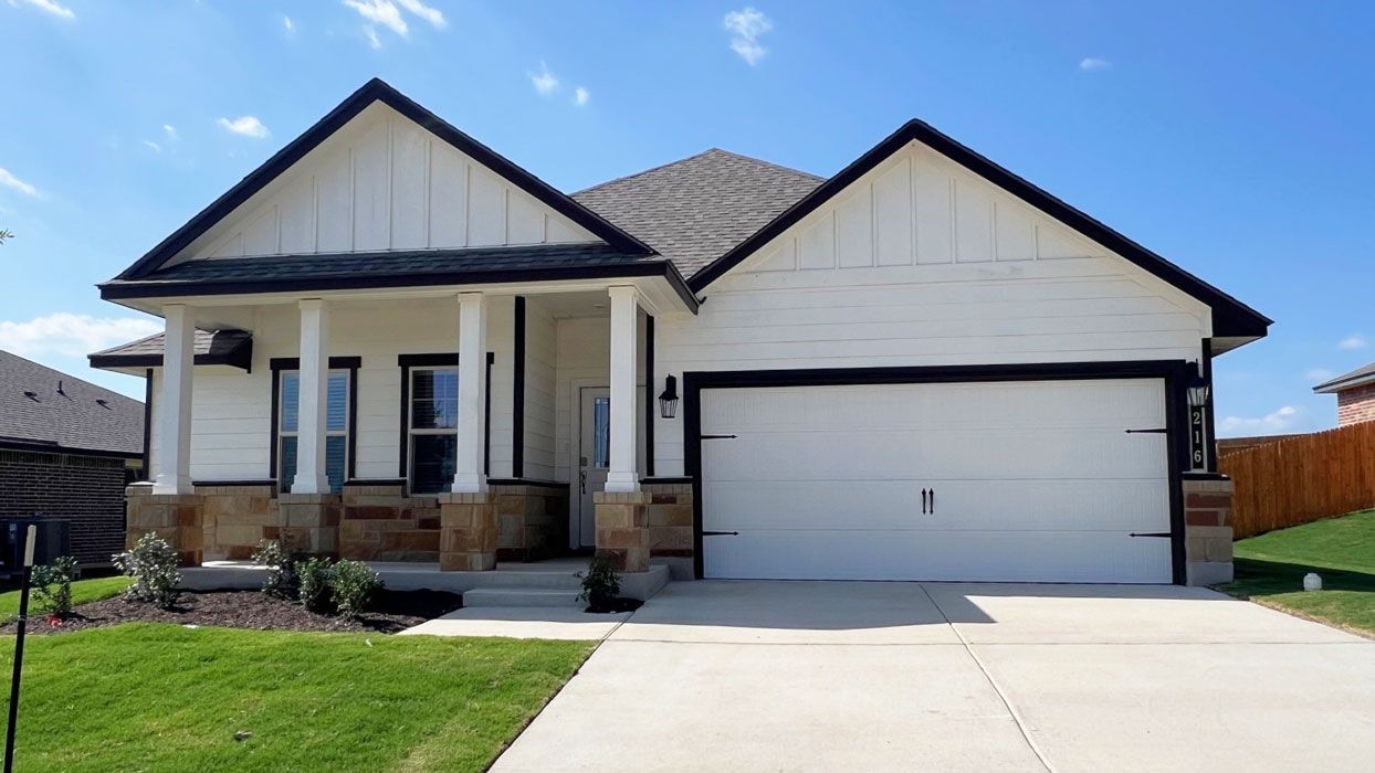 Exterior:Elevation Image 0.