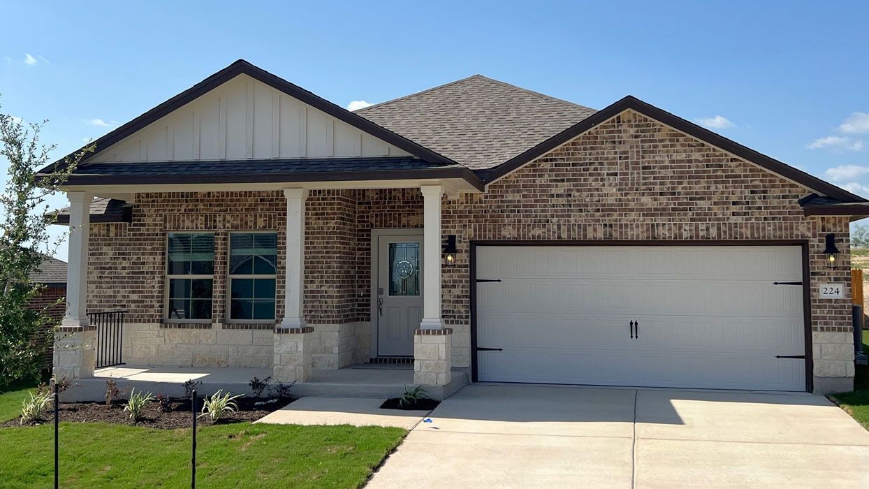 Exterior:Elevation Image 0.