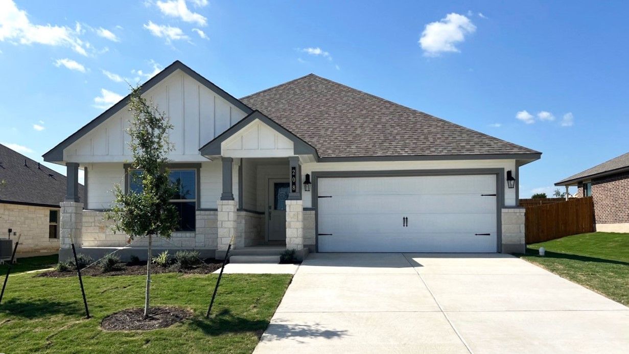 Exterior:Elevation Image 0.