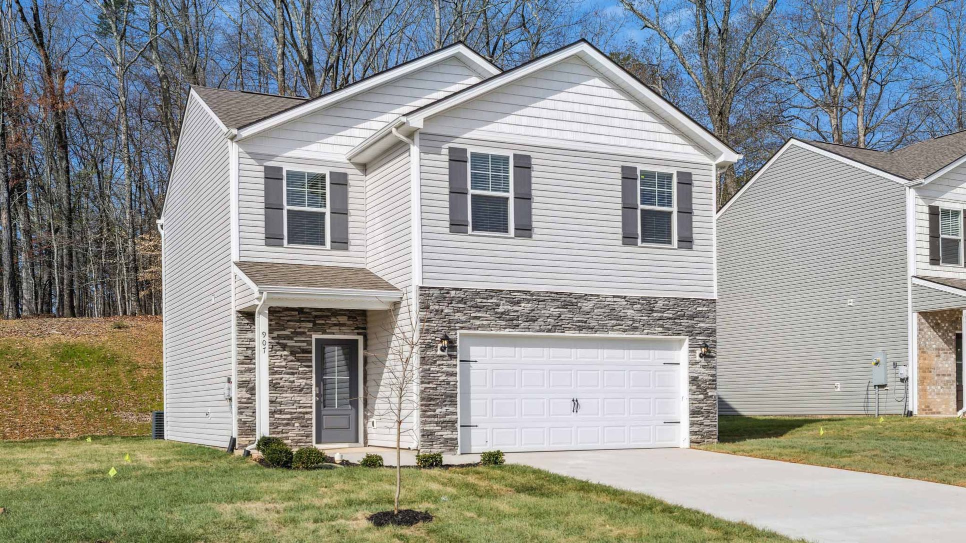 Exterior:Elevation Image 0.
