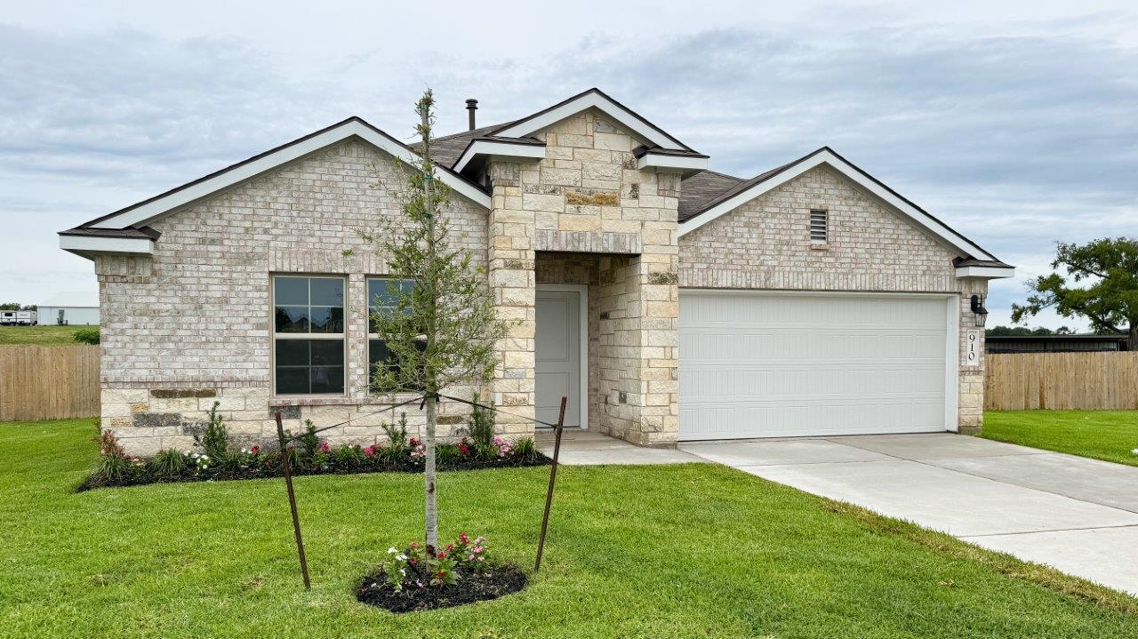 Exterior:Elevation Image 0.