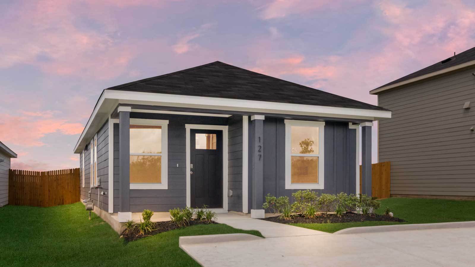 Exterior:Elevation Image 0.