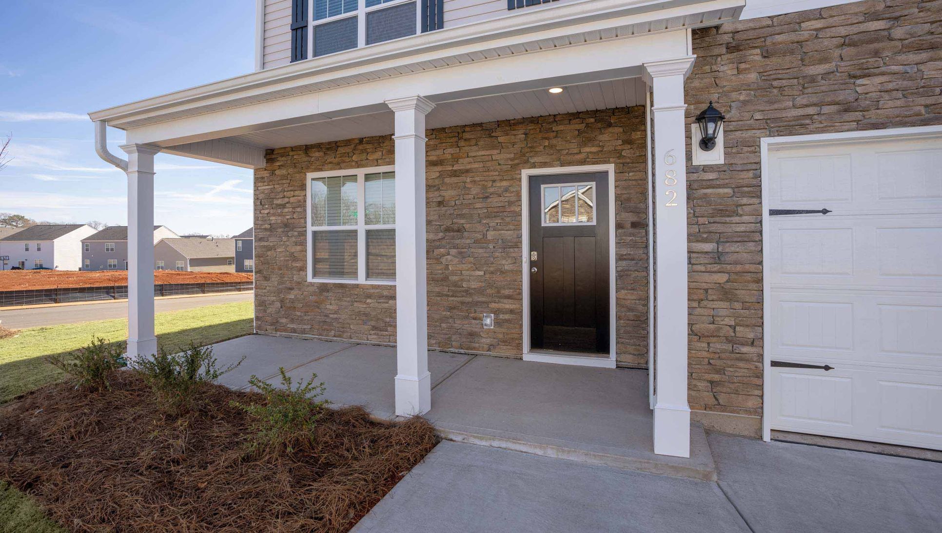 Exterior:Elevation Image 1.