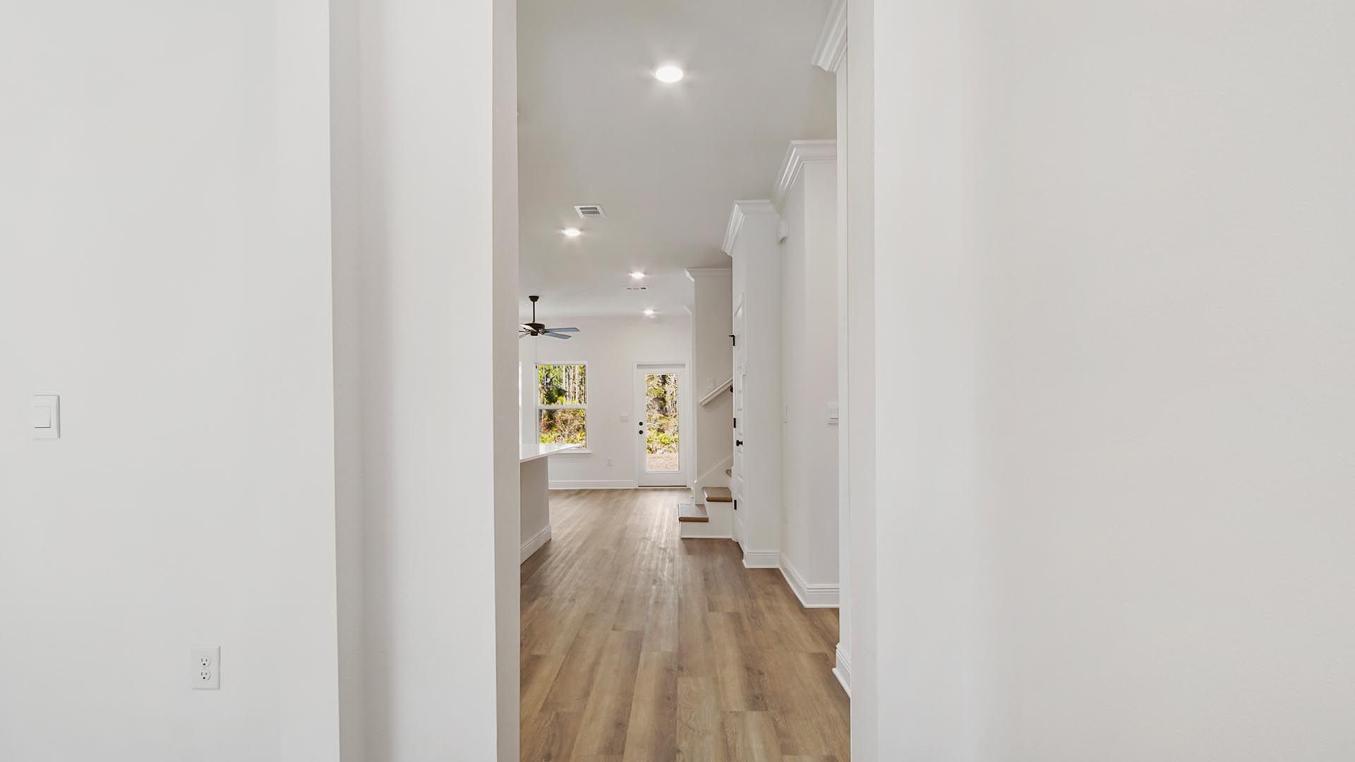 Exterior:Elevation Image 1.