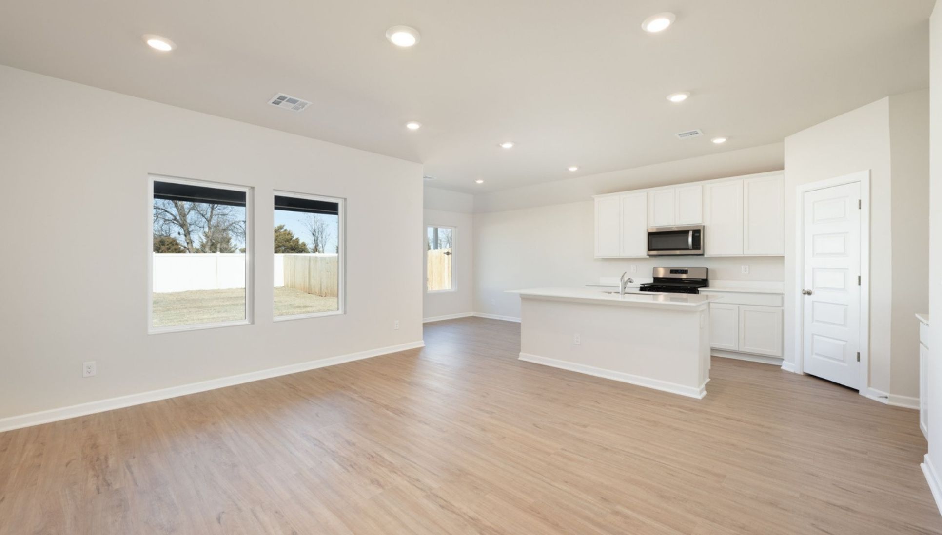 Elevation 4:Plan Elevation.