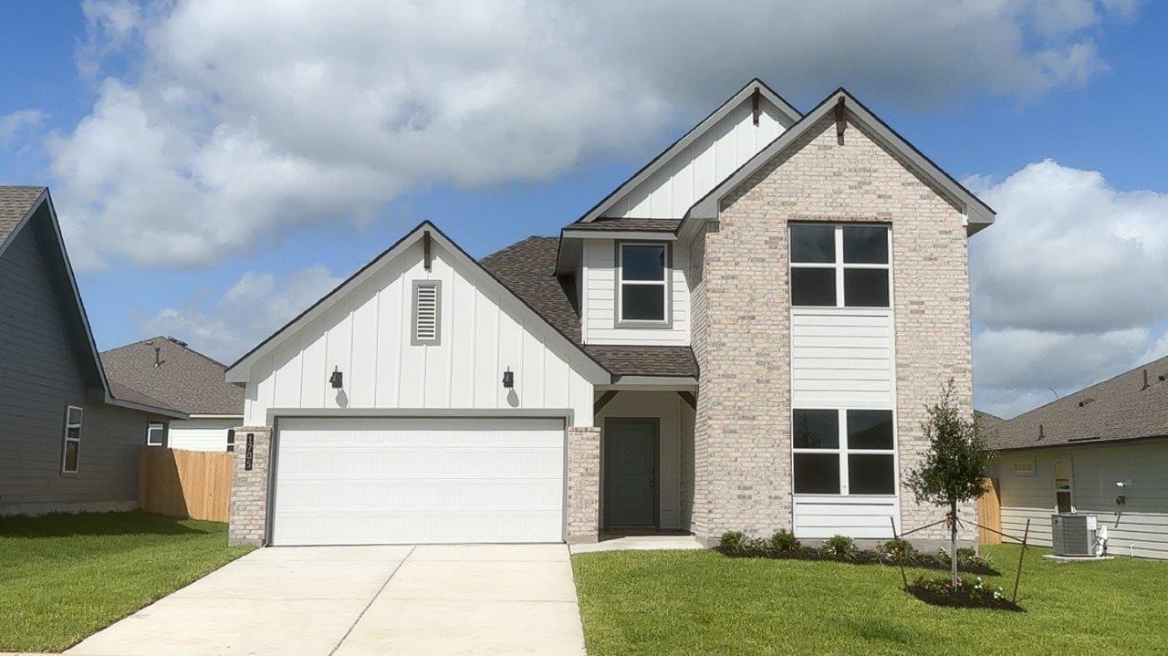 Exterior:Elevation Image 0.