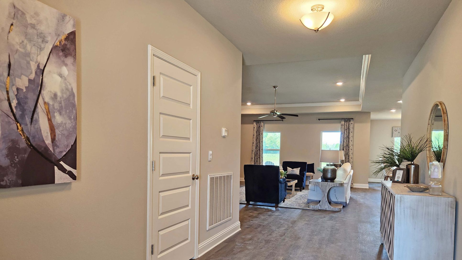 Exterior:Elevation Image 1.