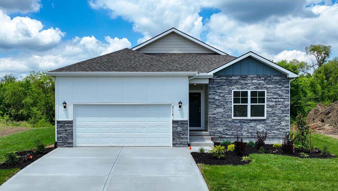 Exterior:Elevation Image 0.