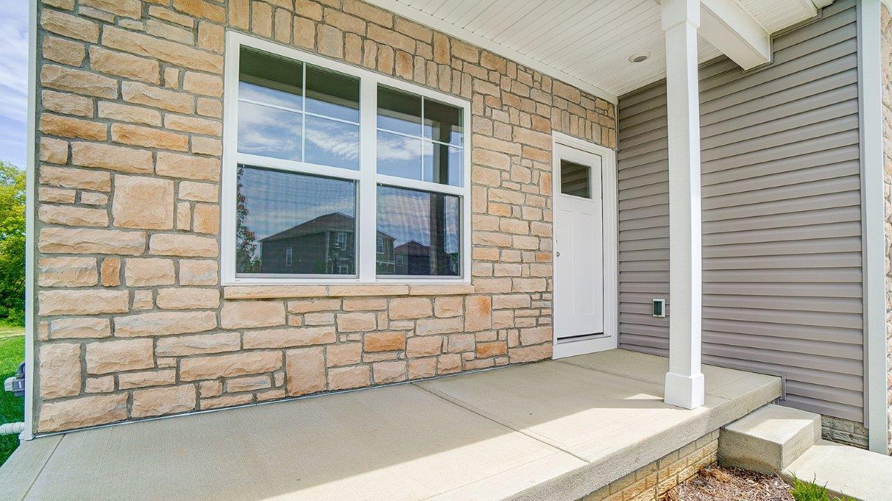 Exterior:Elevation Image 3.