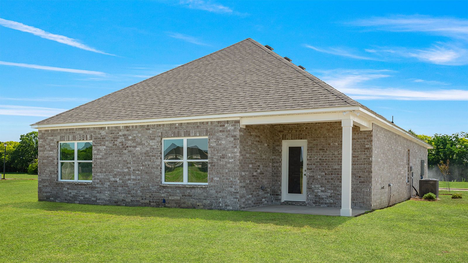 Exterior:Elevation Image 2.