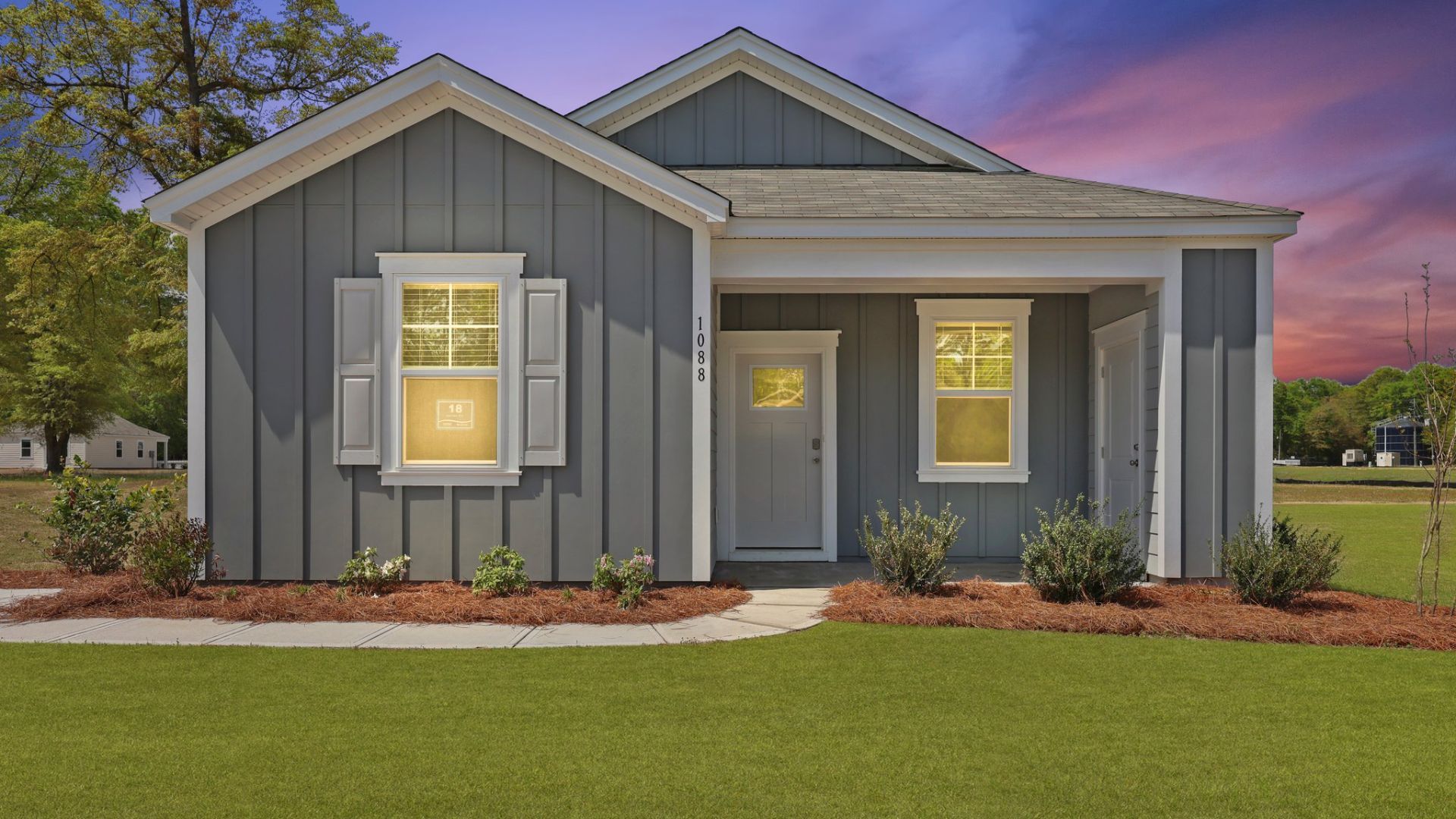 Exterior:Elevation Image 0.