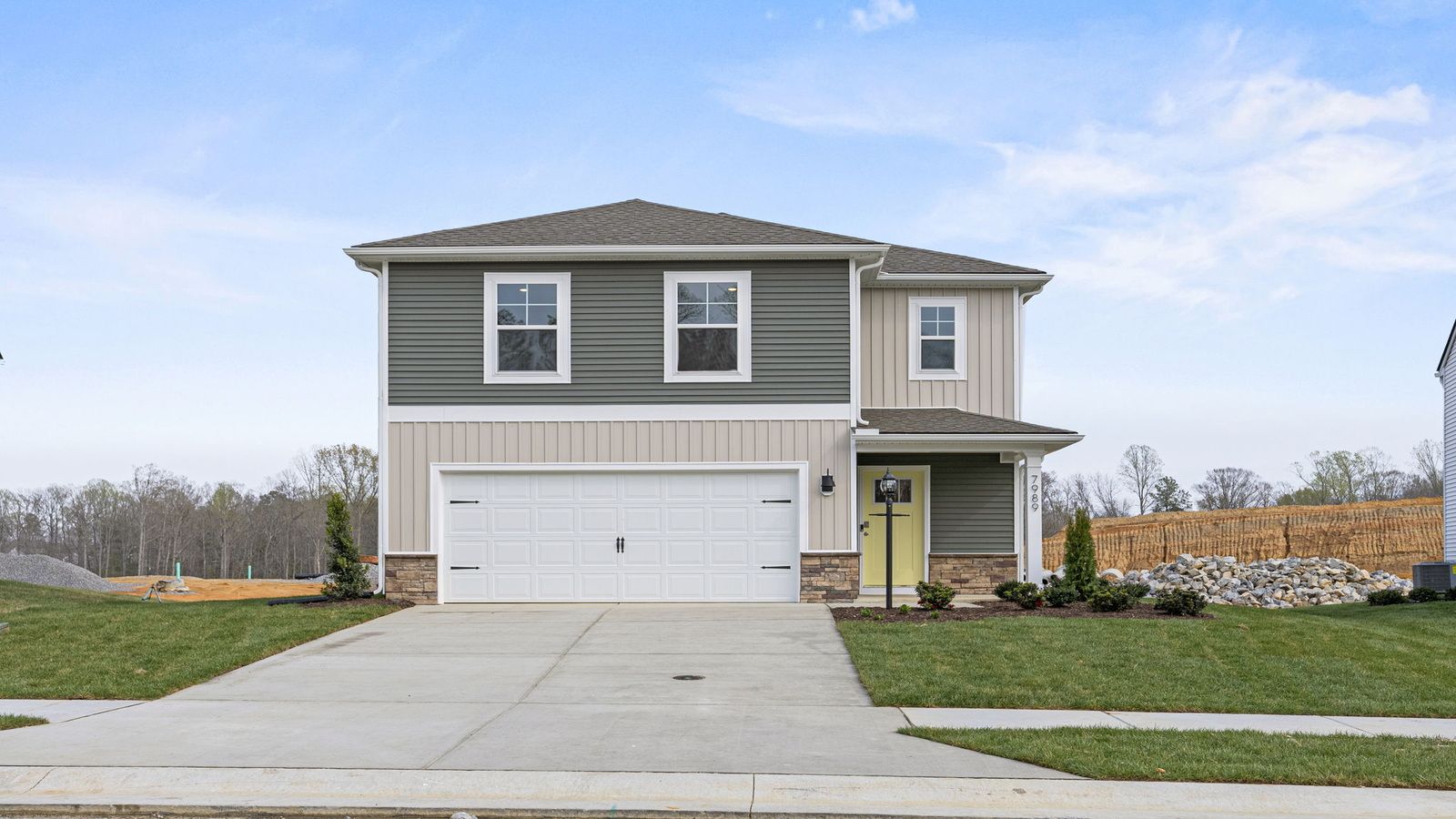 Exterior:Elevation Image 0.