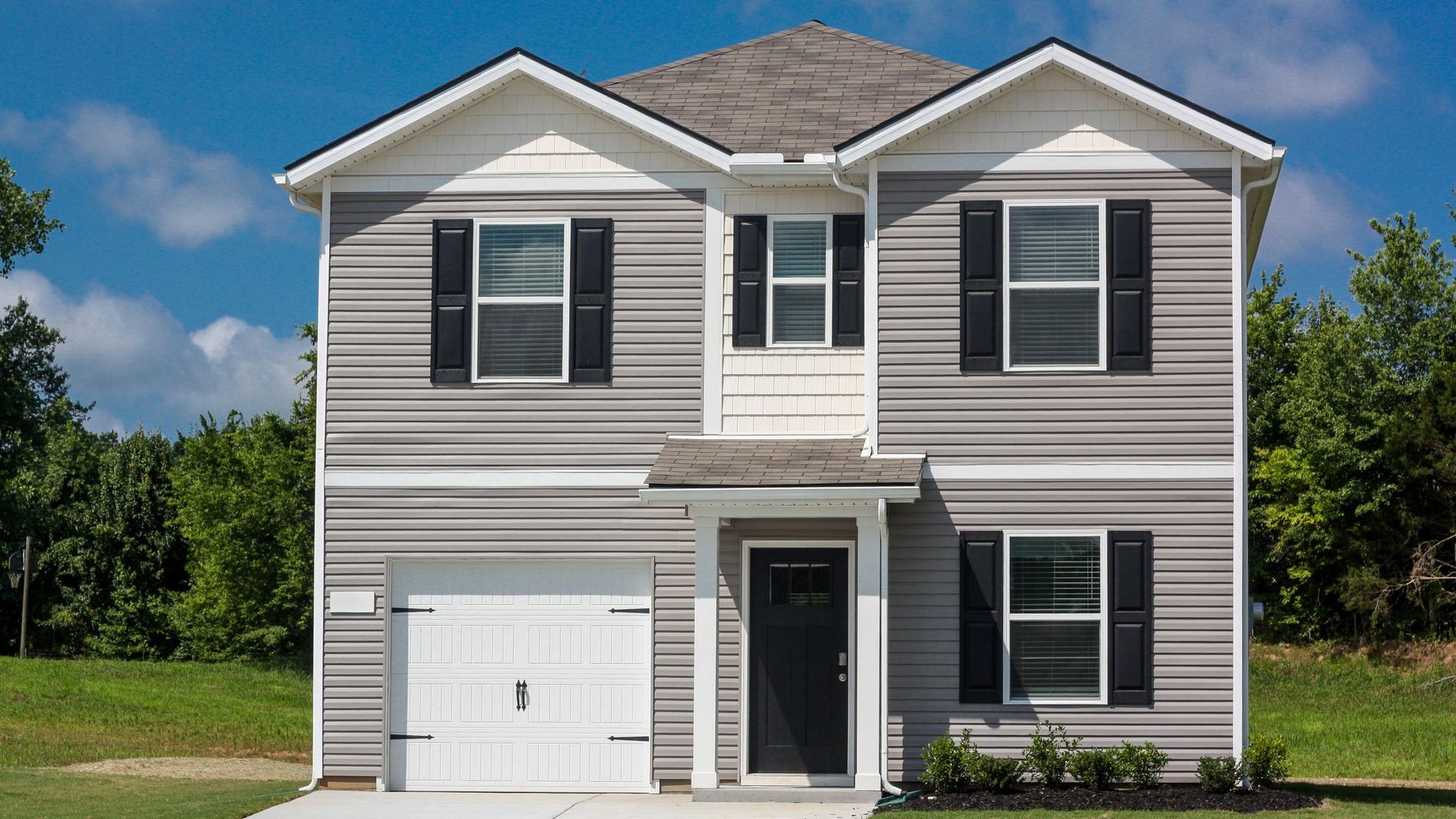 Exterior:Elevation Image 0.
