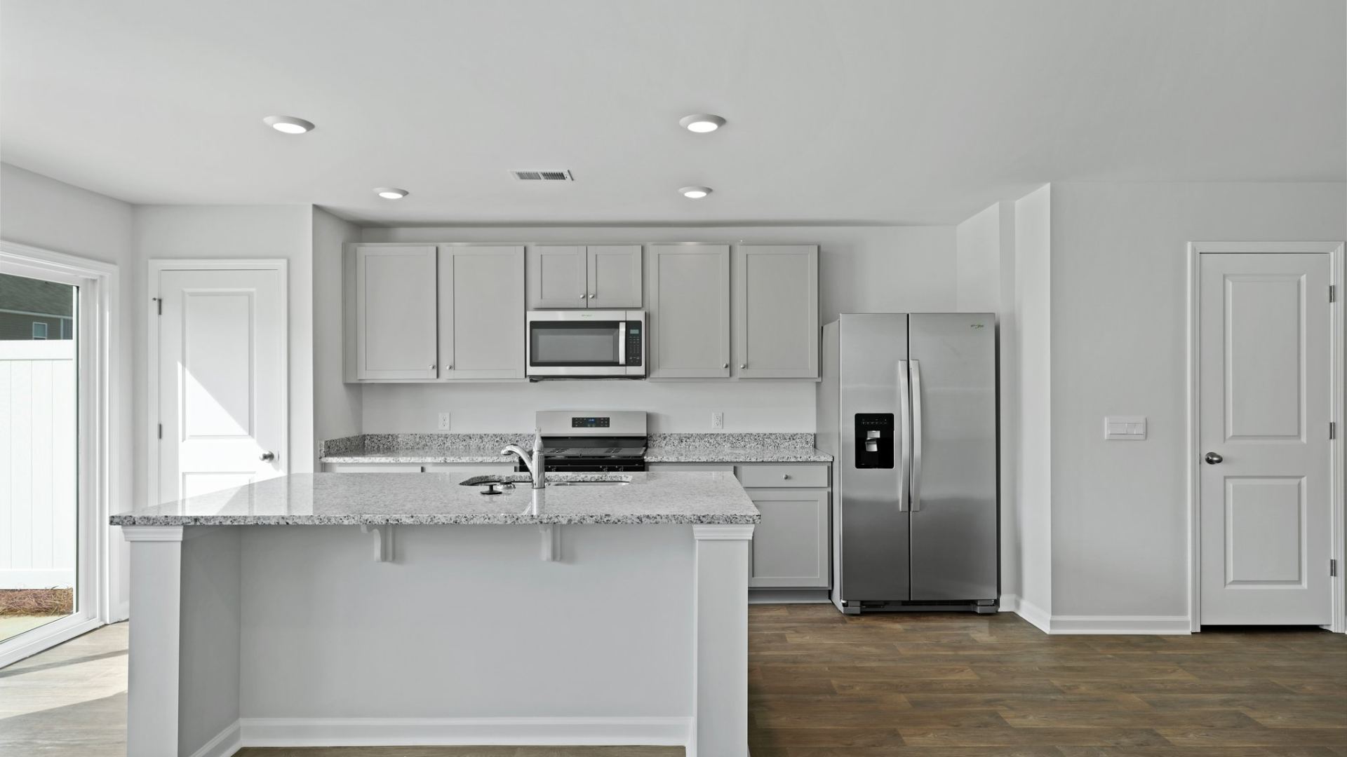 Exterior:Elevation Image 1.