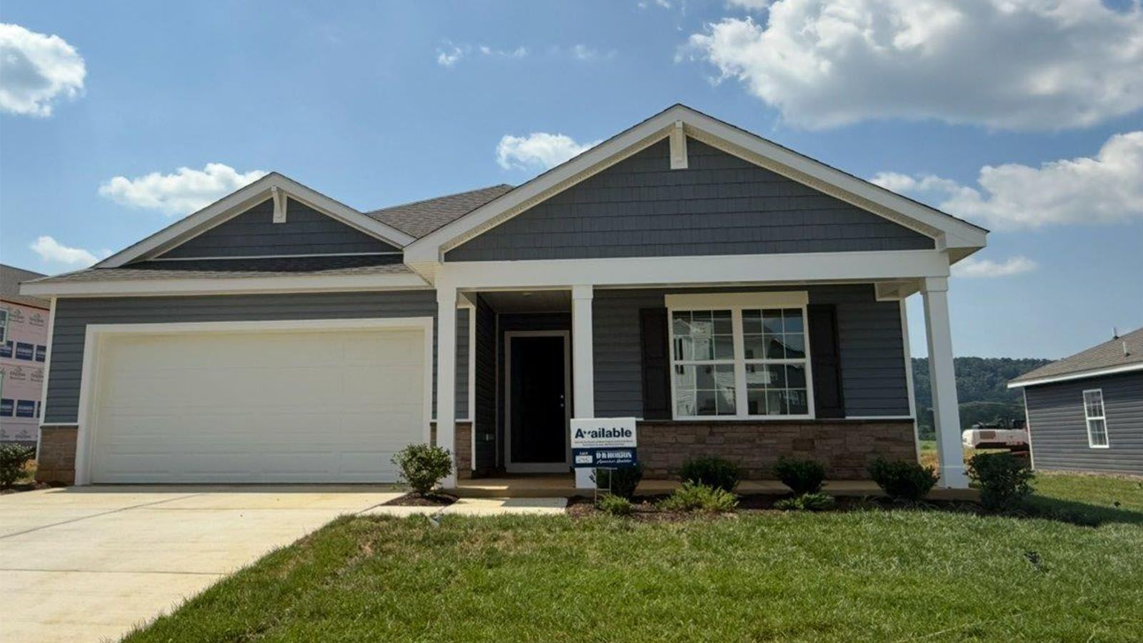 Exterior:Elevation Image 0.