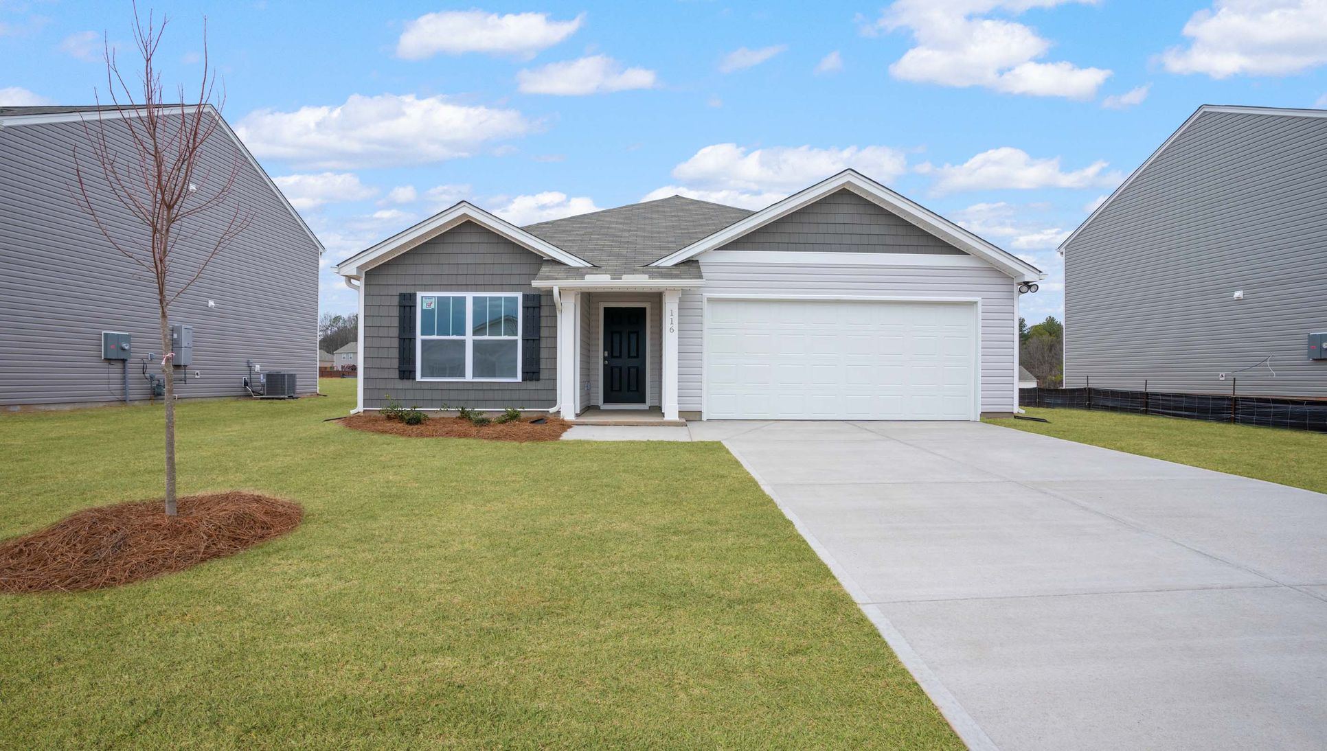 Exterior:Elevation Image 0.