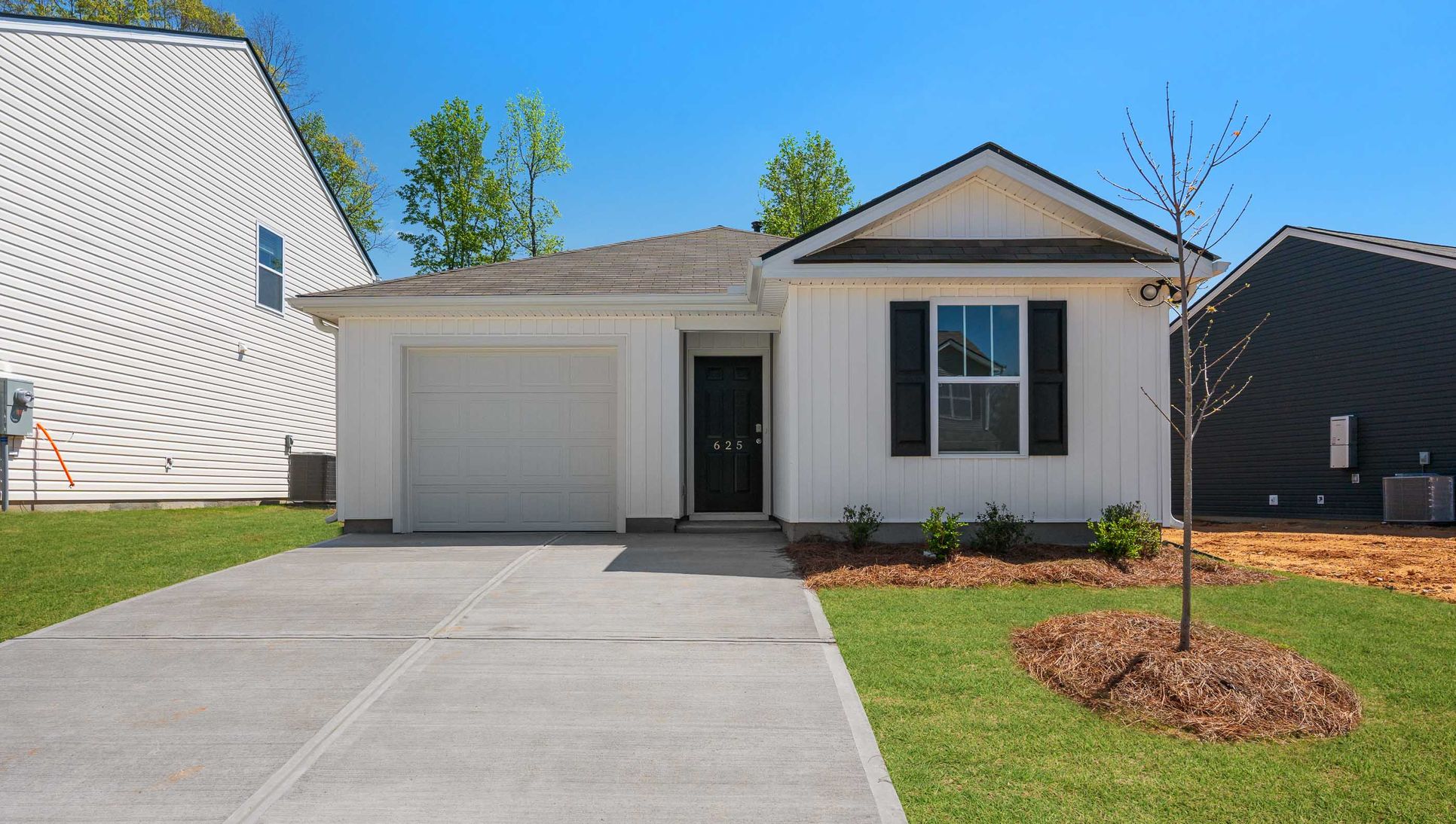 Exterior:Elevation Image 0.
