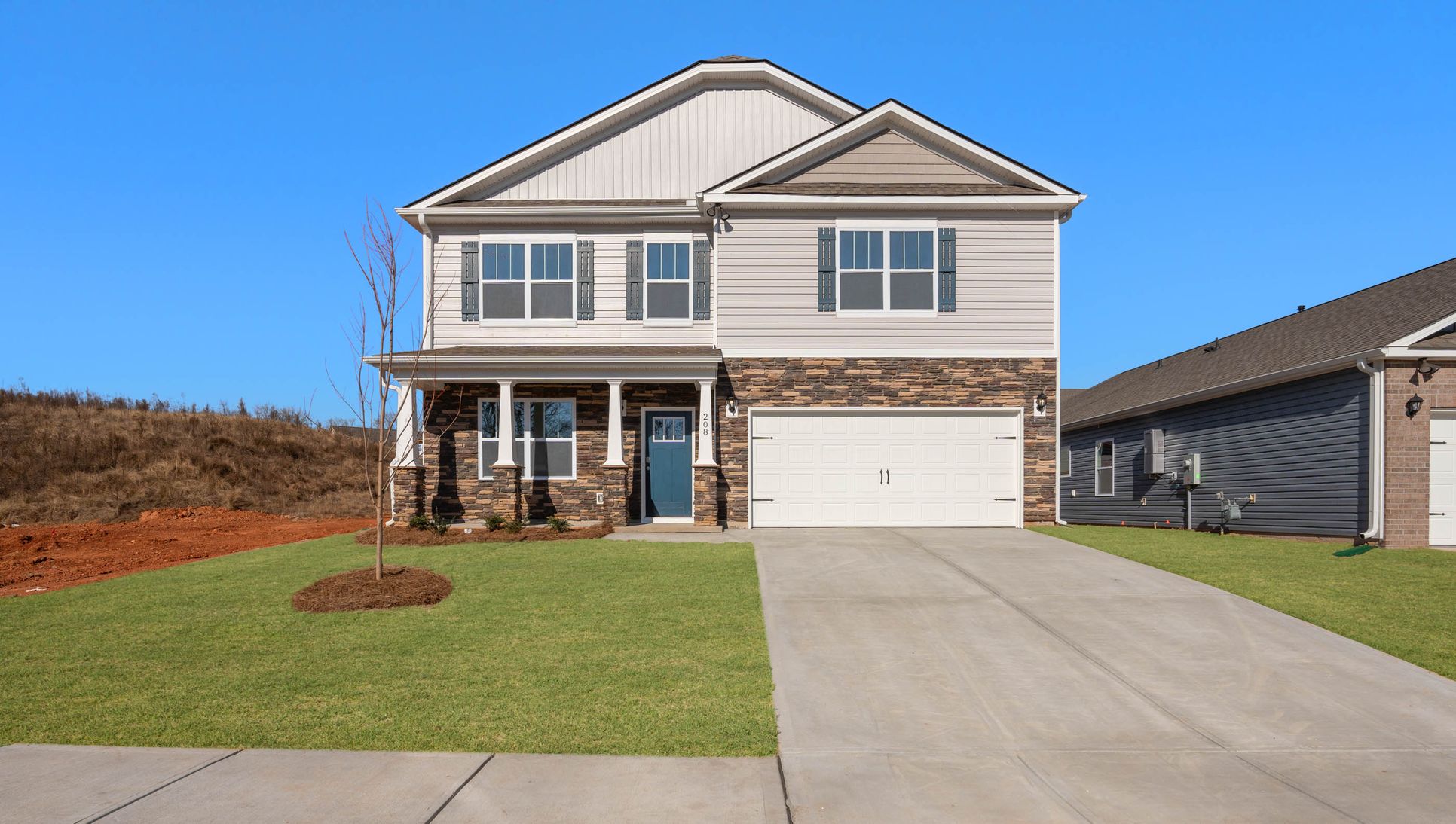 Exterior:Elevation Image 0.
