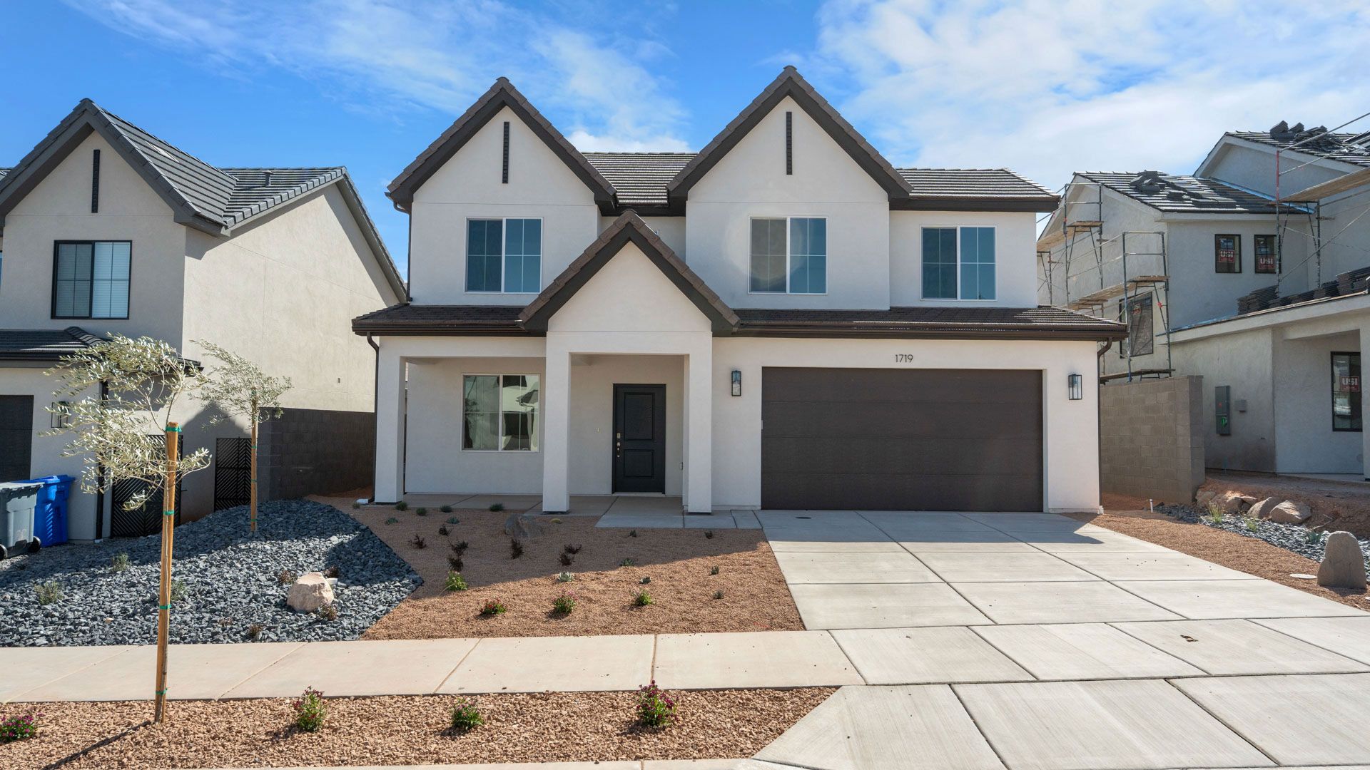 Exterior:Elevation Image 0.