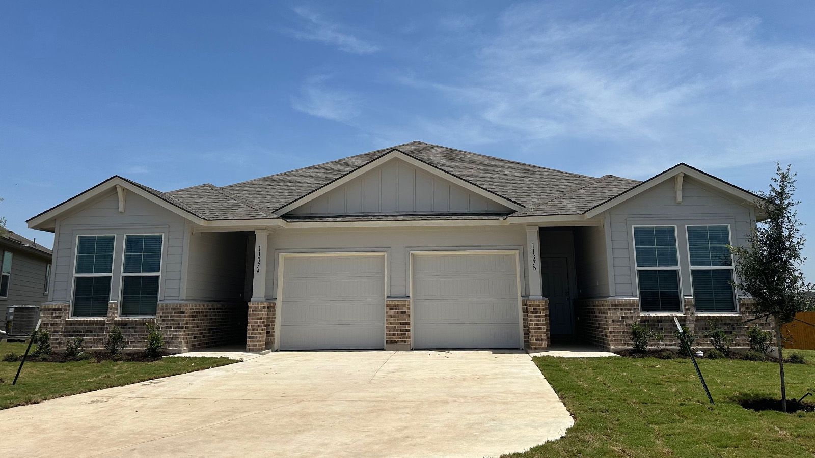 Exterior:Elevation Image 0.