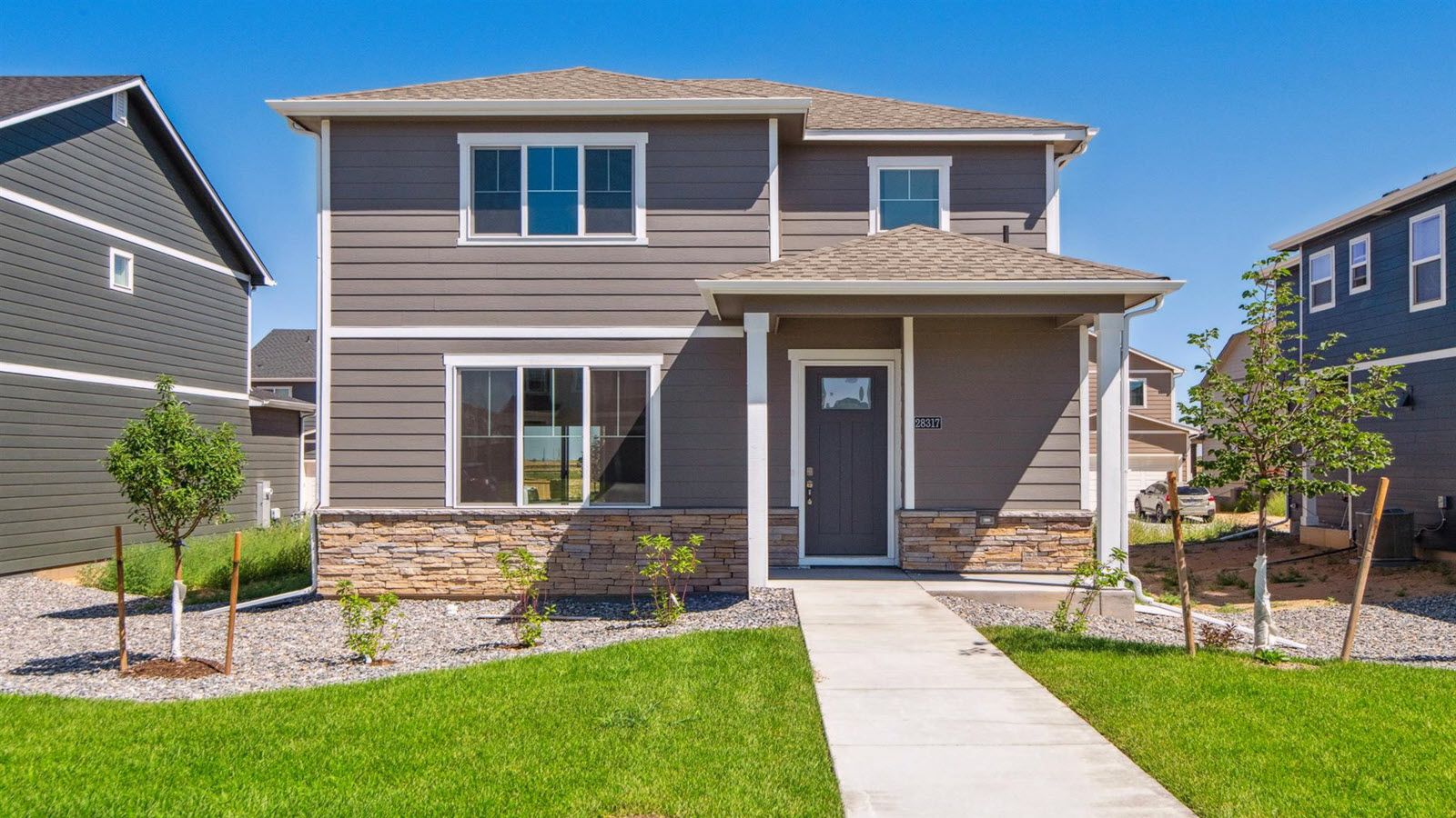 Exterior:Elevation Image 0.
