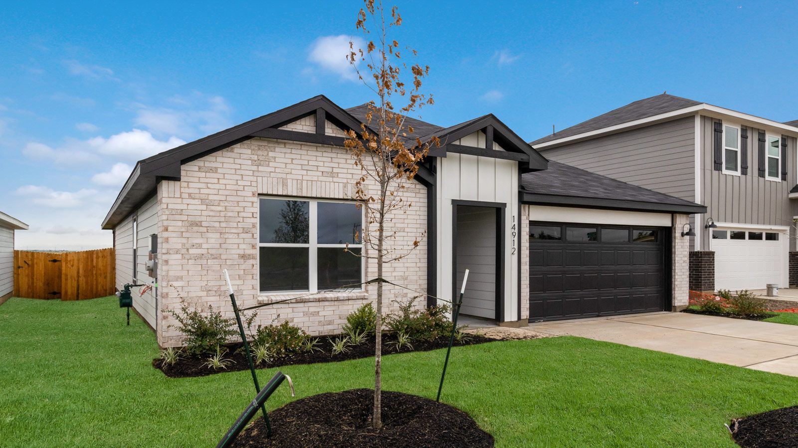 Exterior:Elevation Image 0.