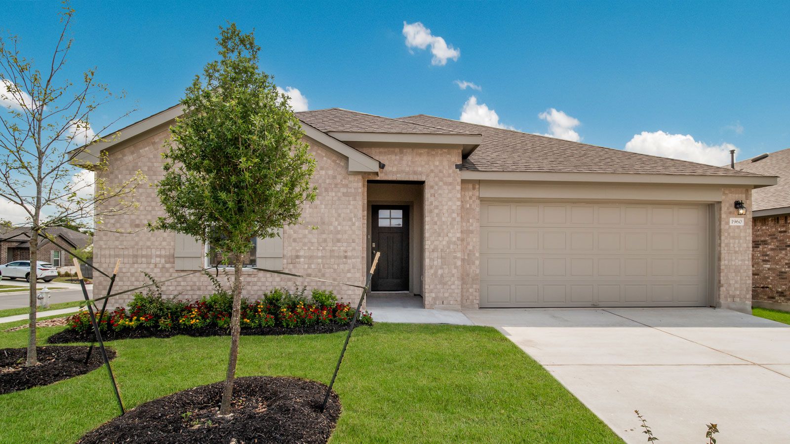 Exterior:Elevation Image 0.