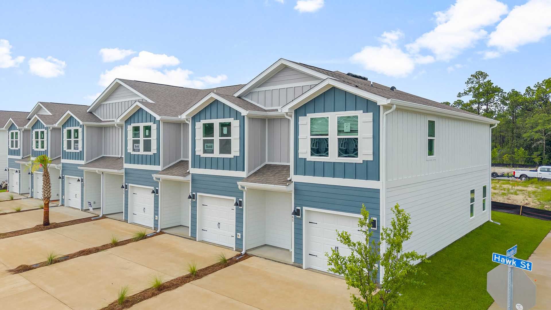 Exterior:Elevation Image 0.