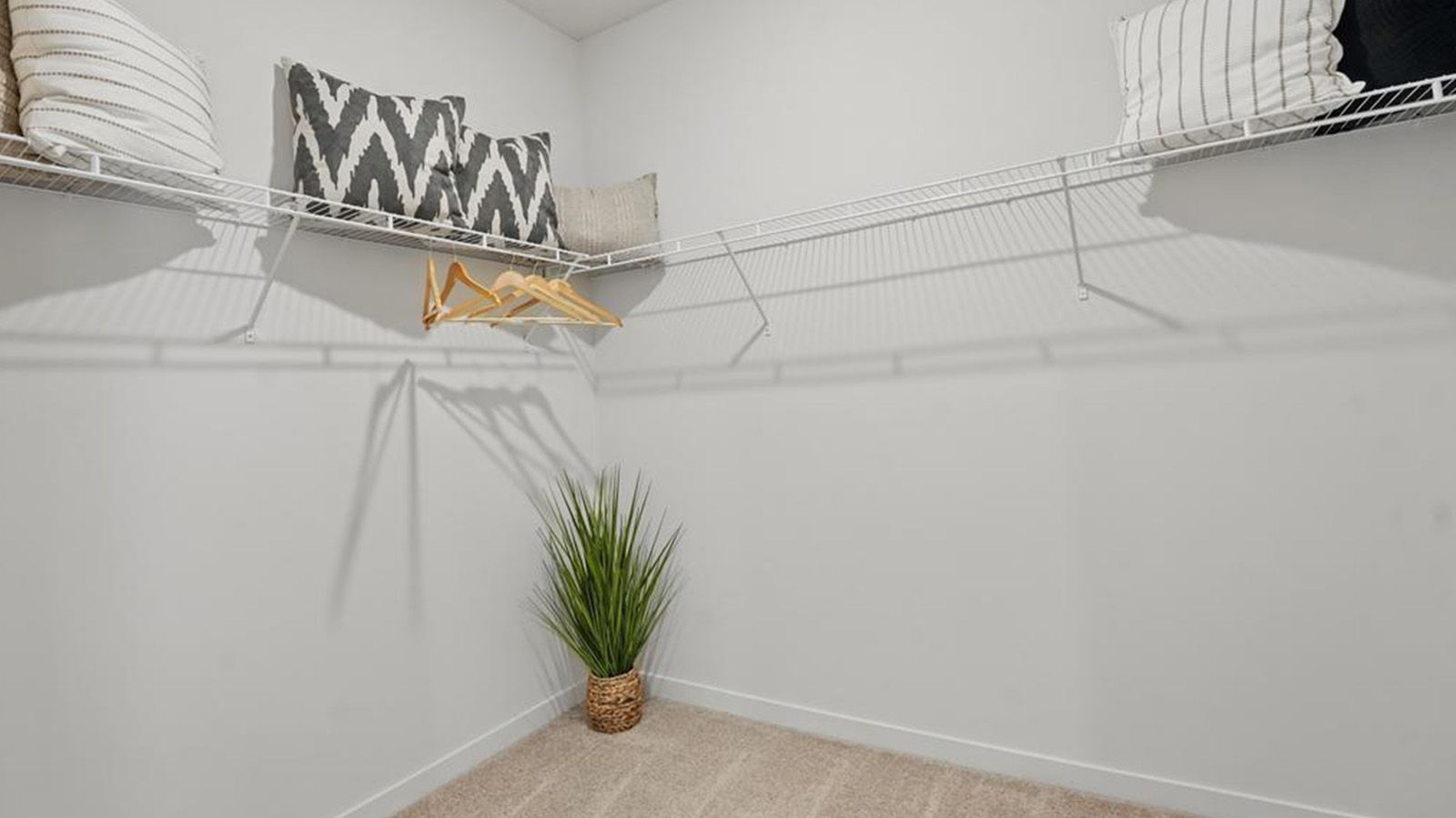 Elevation 19:Plan Elevation.