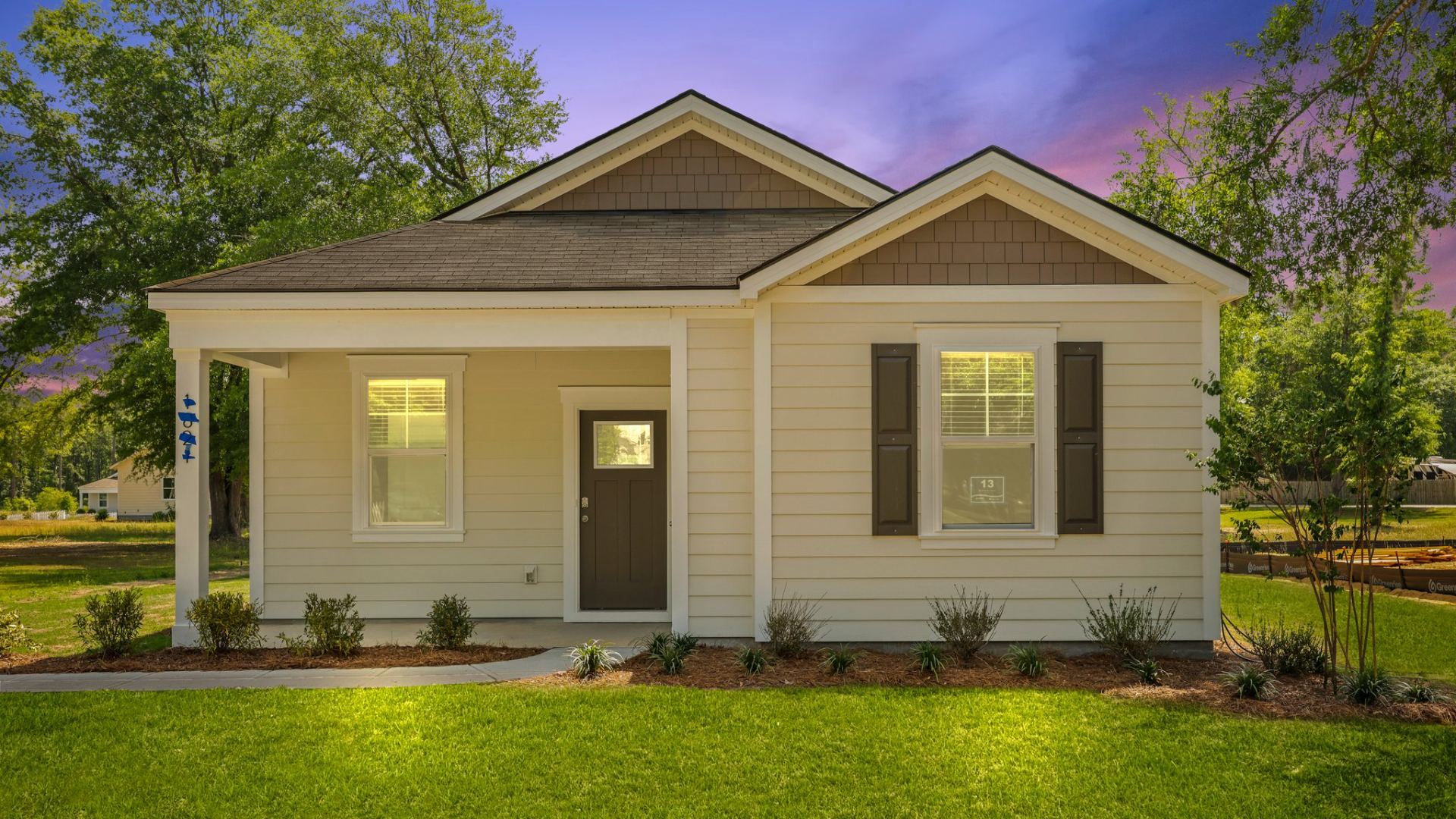 Exterior:Elevation Image 0.