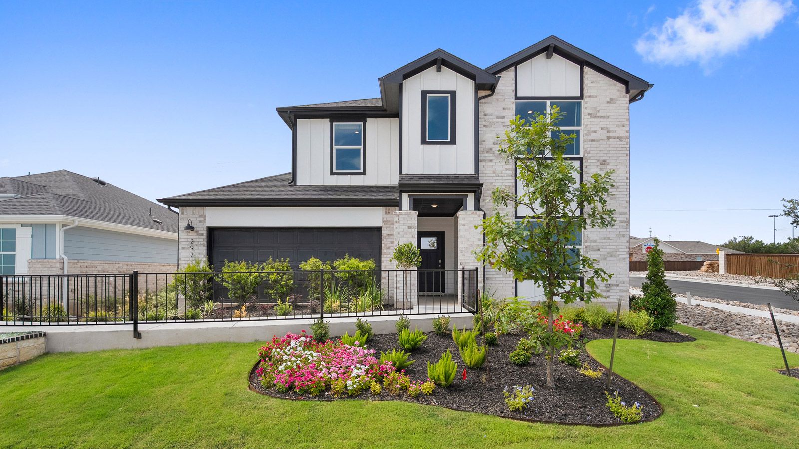 Exterior:Elevation Image 0.