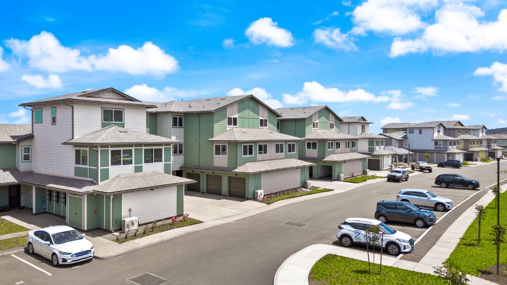 Exterior:Elevation Image 2.