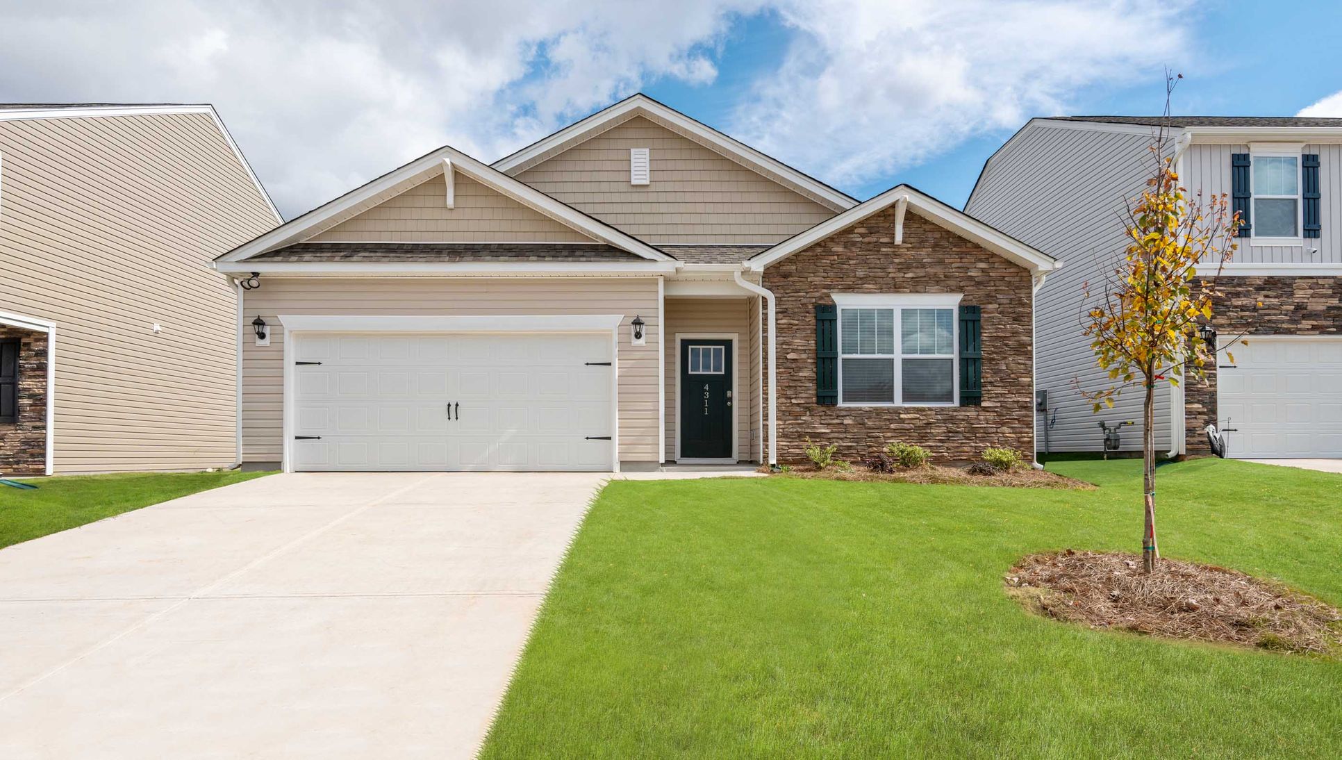 Exterior:Elevation Image 0.