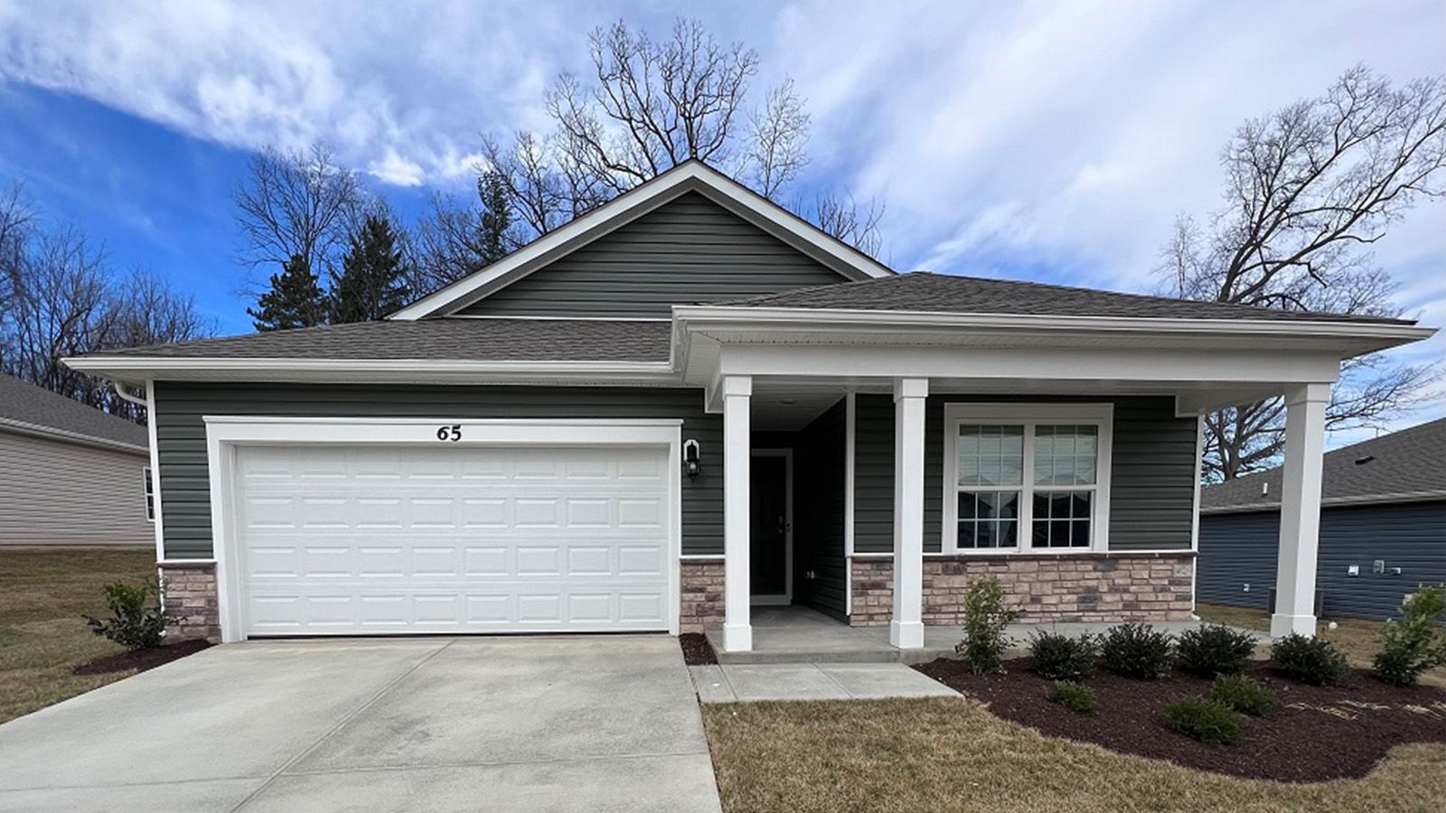Exterior:Elevation Image 0.