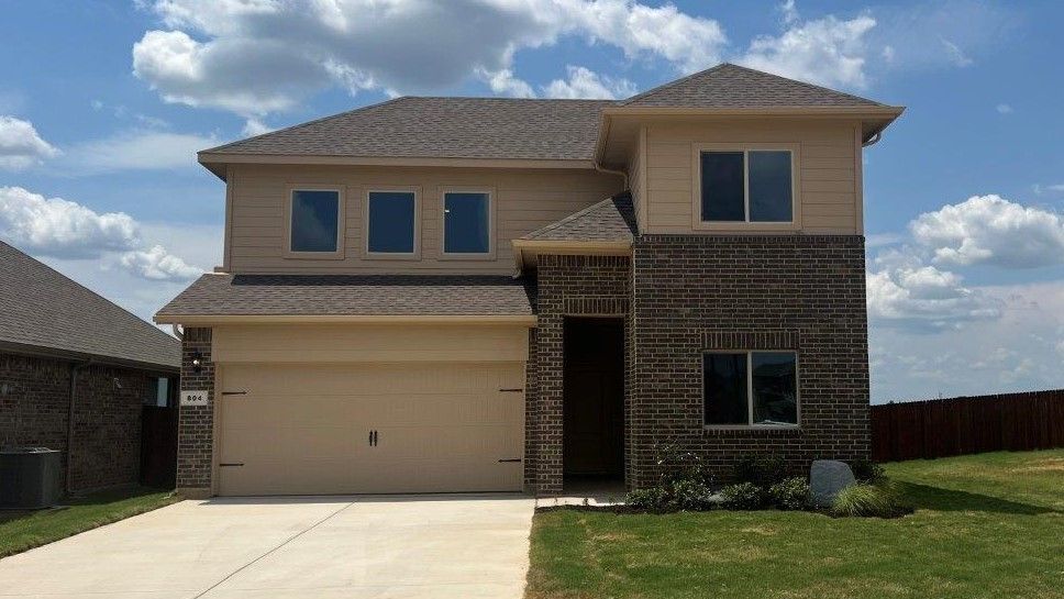 Exterior:Elevation Image 0.
