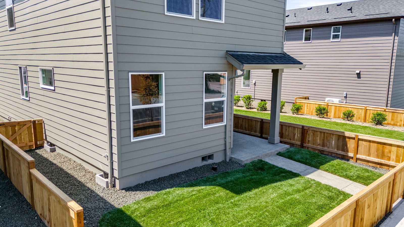 Exterior:Elevation Image 31.