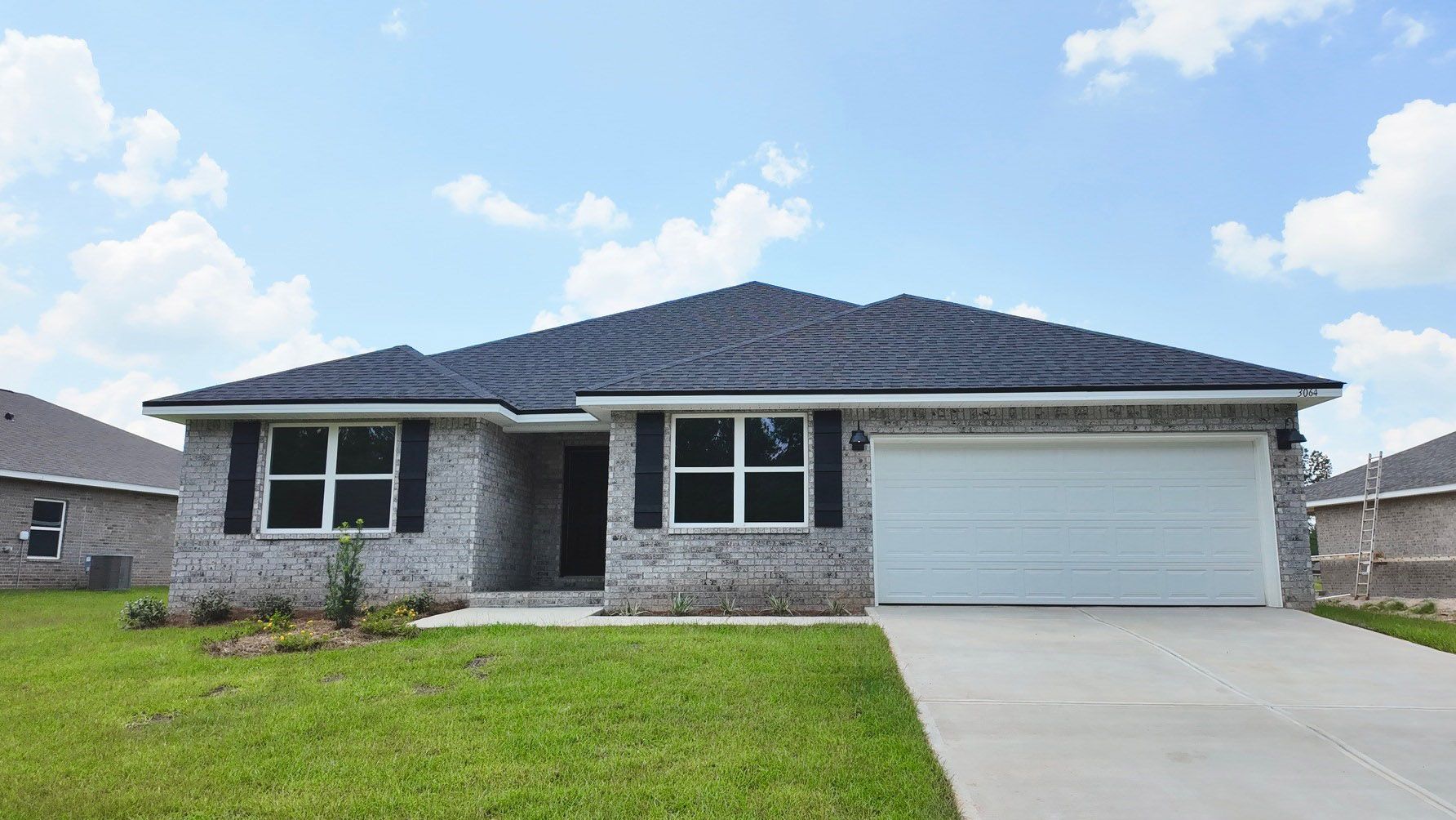Exterior:Elevation Image 0.