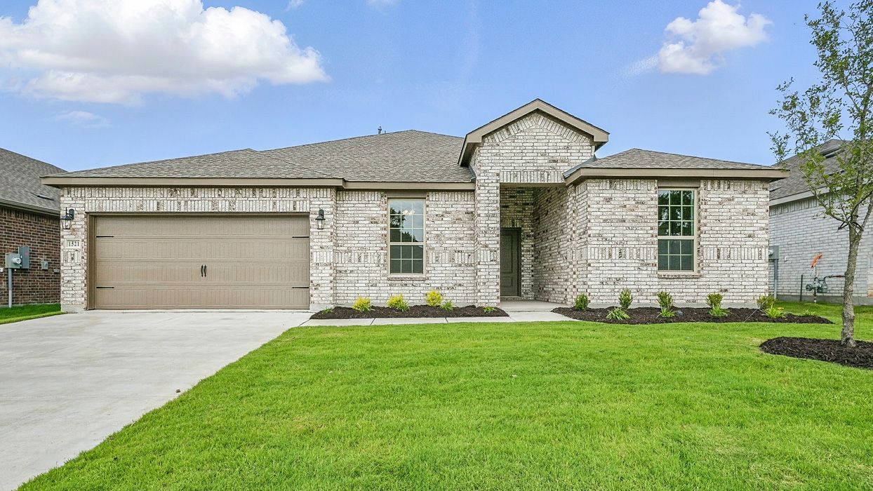 Exterior:Elevation Image 0.