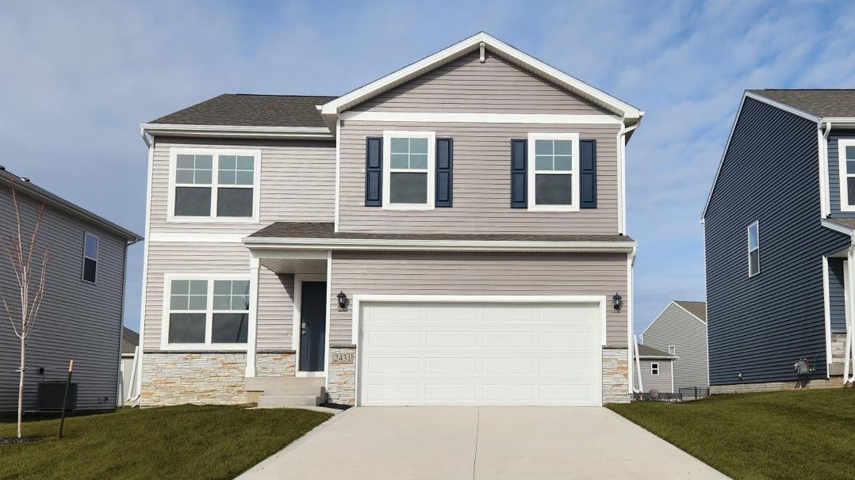 Exterior:Elevation Image 0.