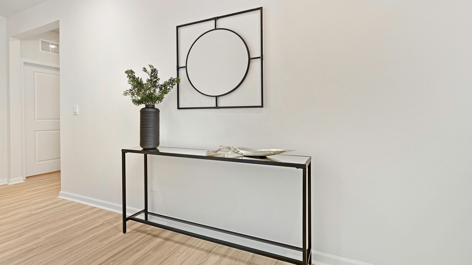 Exterior:Elevation Image 1.